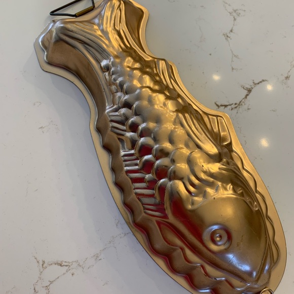 Vintage Copper Fish Mold - Picture 2 of 8